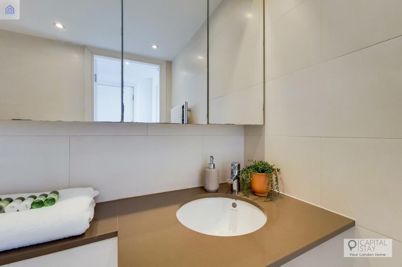 Two Bedroom Apartment - London Excel Stays Dış mekan fotoğraf