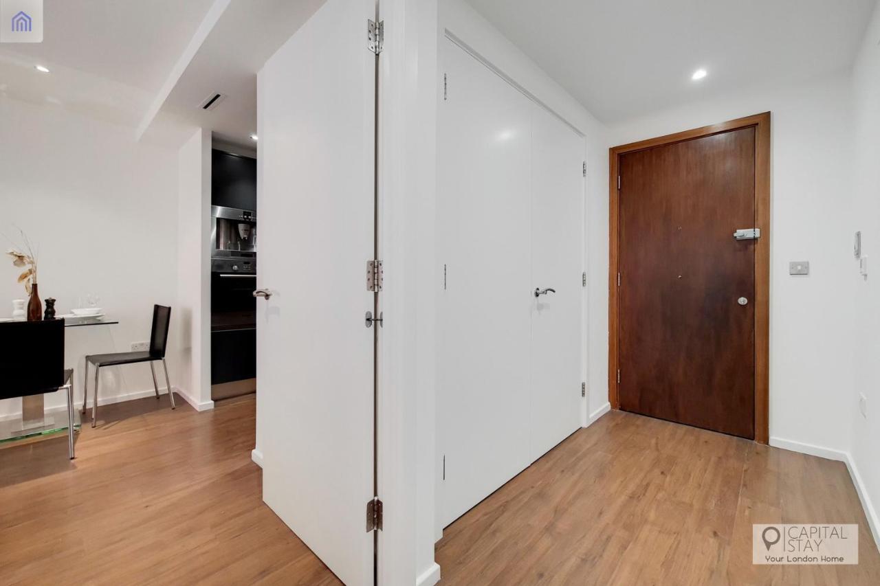 Two Bedroom Apartment - London Excel Stays Dış mekan fotoğraf
