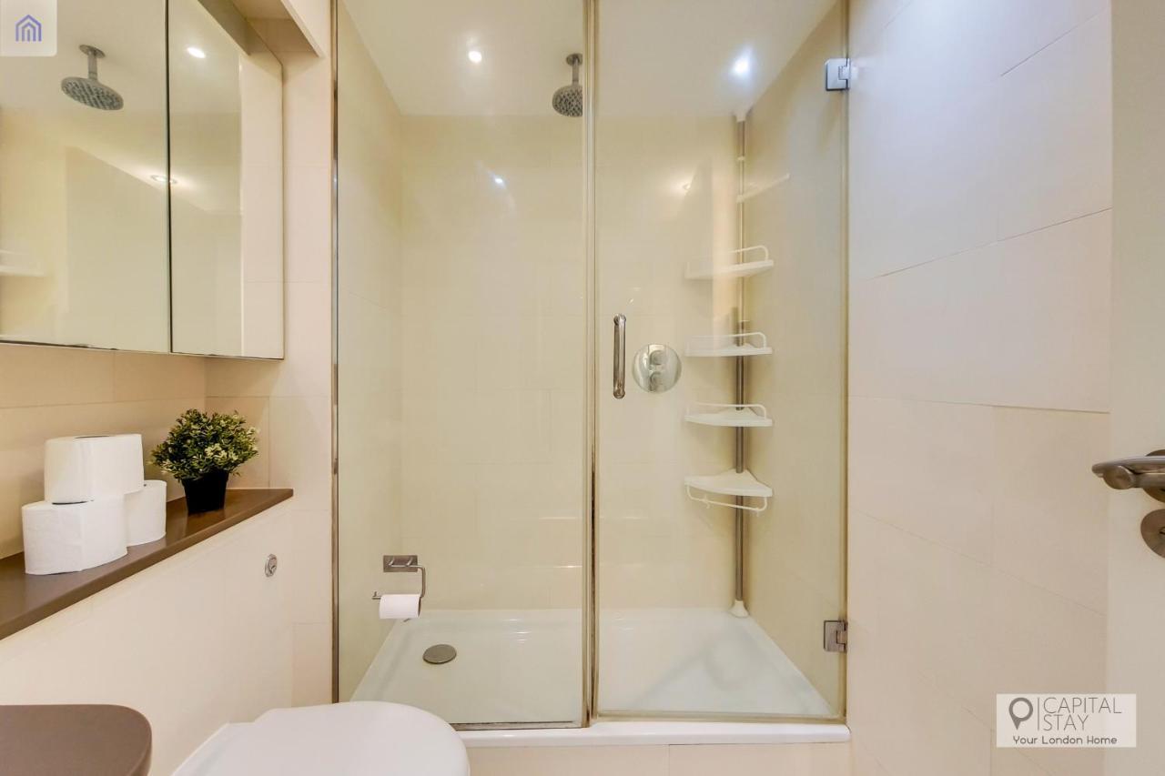 Two Bedroom Apartment - London Excel Stays Dış mekan fotoğraf