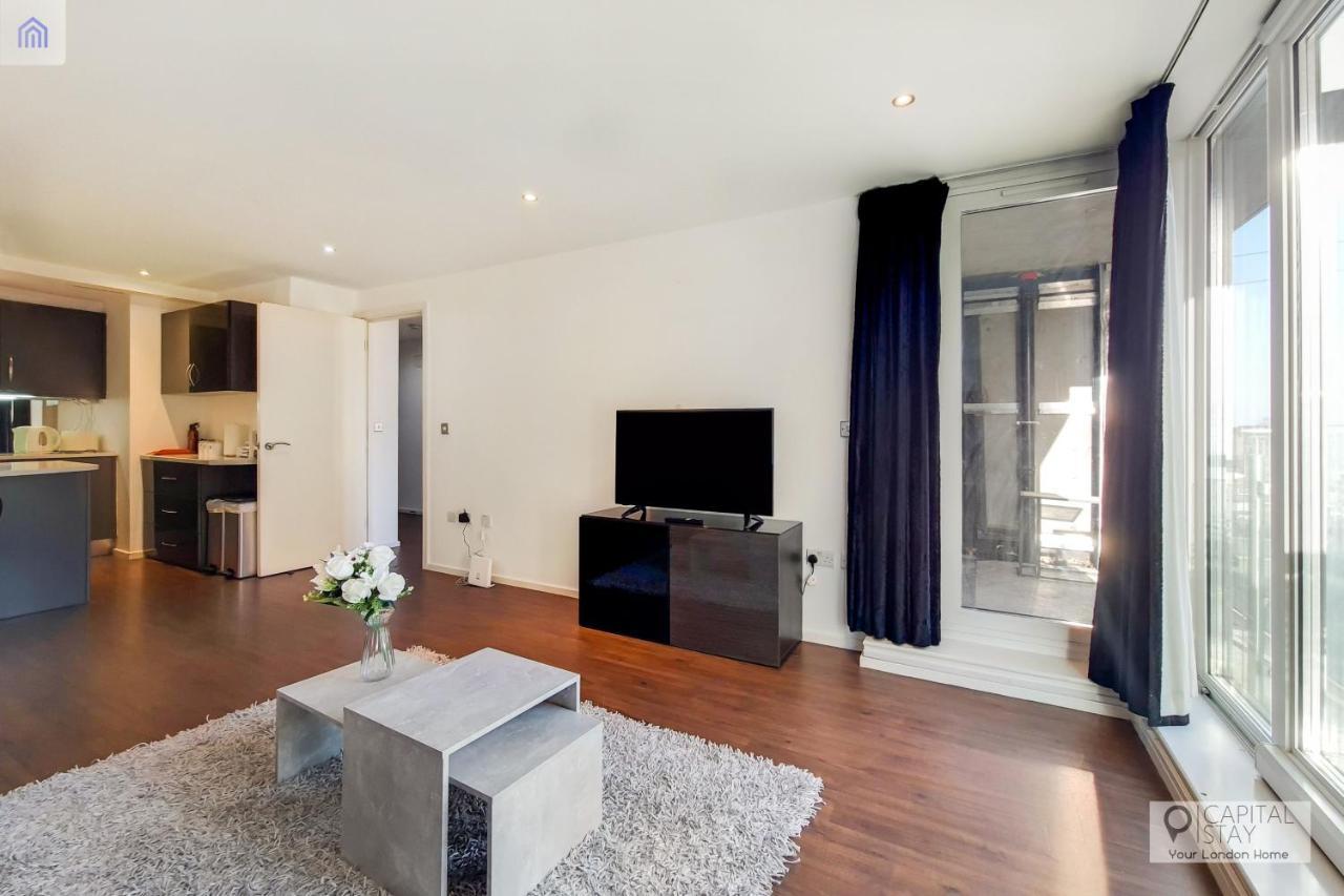 Two Bedroom Apartment - London Excel Stays Dış mekan fotoğraf